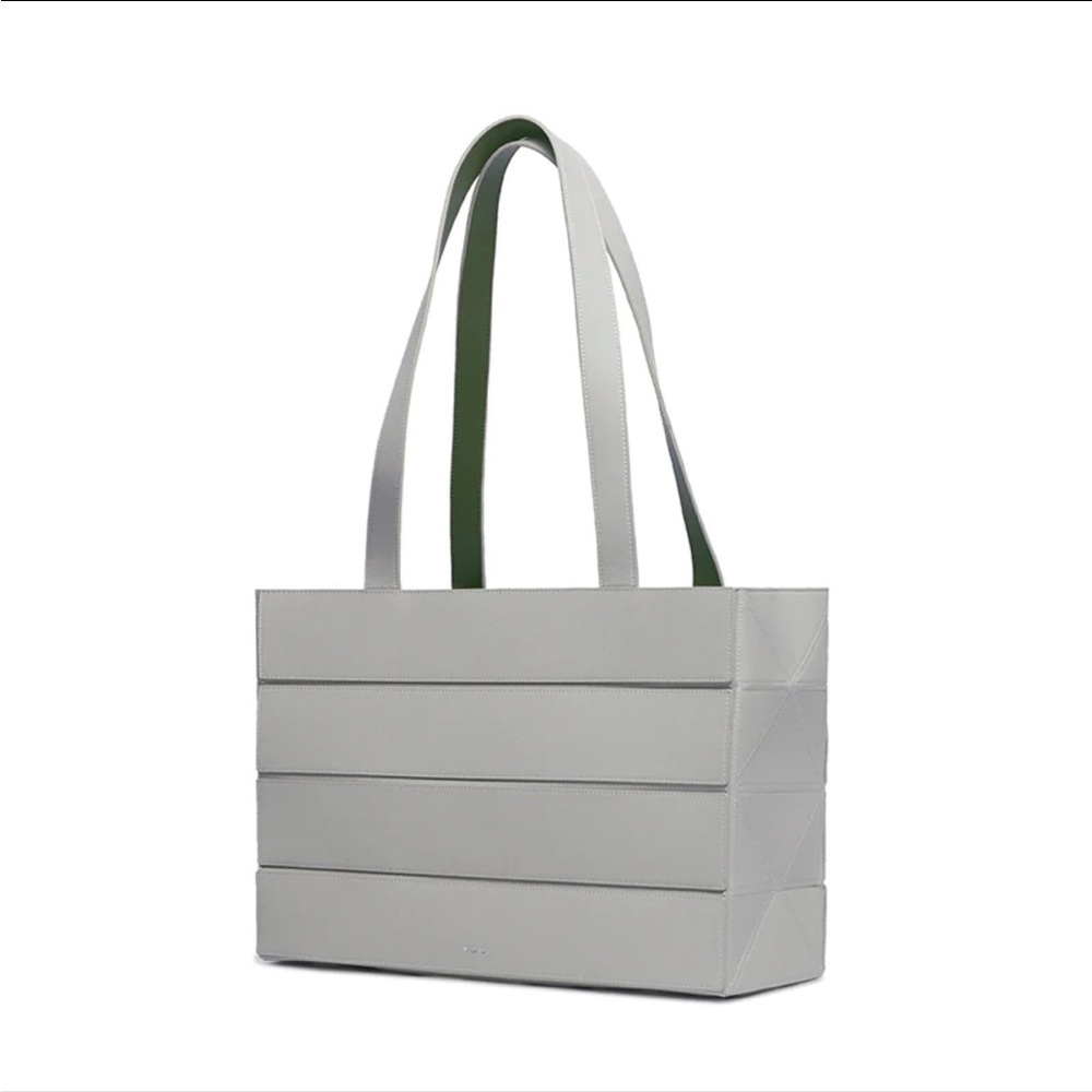 YEE SI
BLOCK MEDIUM FOLDABLE TOTE BAG - GRAY